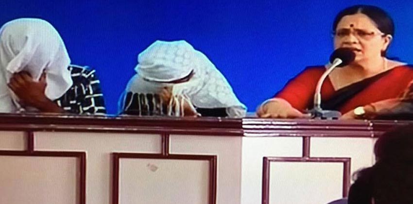 Read more about the article വടക്കാഞ്ചേരി പീഡനം:പ്രതികളുടെ പേരുകള്‍ യുവതി വെളിപ്പെടുത്തി.