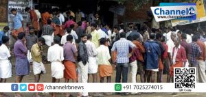 Read more about the article ബിവറേജസ് ഔട്ട്‌ലെറ്റിനെതിരെ പ്രതിഷേധം ശക്തം; മരത്തിന് മുകളില്‍ കയറി ആത്മഹത്യ ഭീഷണി.