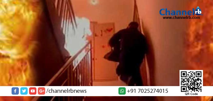 You are currently viewing കത്തുന്ന ഗ്യാസ് സിലിണ്ടര്‍: ഇത് ജീവന്‍ പണയംവെച്ചുള്ള ഒരു പോലീസ് ഓഫീസറുടെ രക്ഷാപ്രവര്‍ത്തനത്തിന്റെ ദൃശ്യങ്ങള്‍.