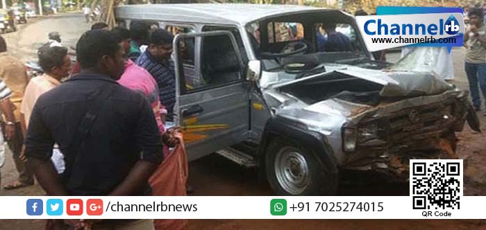 Read more about the article കൂത്താട്ടുകുളത്ത് സ്‌കൂള്‍ കുട്ടികളുമായി പോയ ജീപ്പ് മതിലിലിടിച്ച് മൂന്നു പേര്‍ മരിച്ചു.