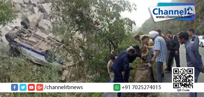 You are currently viewing മലയാളികൾ സഞ്ചരിച്ച ബസ് ഹിമാചൽ പ്രദേശിൽ കൊക്കയിലേക്ക് മറിഞ്ഞു; അപകടത്തില്‍പ്പെട്ടത് മലപ്പുറം ജില്ലയില്‍ നിന്നുള്ളവര്‍.