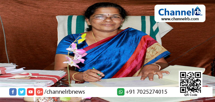 You are currently viewing പെണ്‍കുട്ടികള്‍ കോളേജില്‍ വരുന്നത് ആണുങ്ങളുടെ ചൂട് പറ്റാൻ; വിവാദ പരാമർശം നടത്തിയ മഹാരാജാസ് കോളജ് പ്രൻസിപ്പാളിനെ സ്ഥലംമാറ്റി