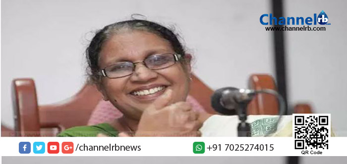 Read more about the article അമ്മയുടെ ഡബിള്‍ റോള്‍ കളി നിര്‍ത്തണമെന്ന് വനിതാ കമ്മീഷന്‍.