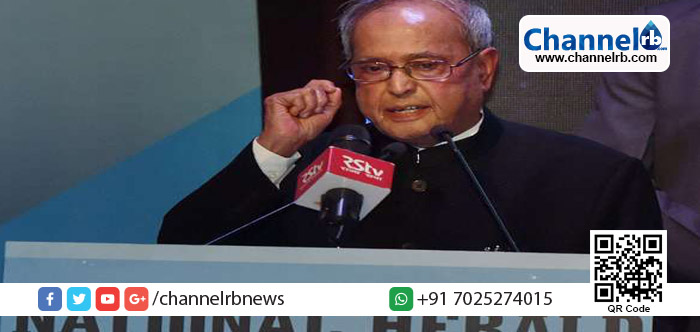 You are currently viewing പശുവിന്റെ പേരില്‍ കൊലപാതകം: രാജ്യത്തിന്റെ യശ്ശസ് കളങ്കപ്പെടുന്നു- രാഷ്ട്രപതി.