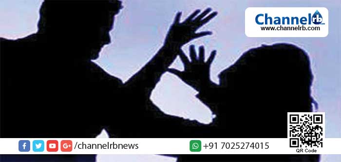 You are currently viewing കട്ടന്‍ചായ മദ്യമെന്ന് തെറ്റിദ്ധരിച്ചു, ഗായികയെ തട്ടിക്കൊണ്ടുപോകാന്‍ ശ്രമിച്ച വ്യാജ ഷാഡോപോലിസ് പിടിയിലായി