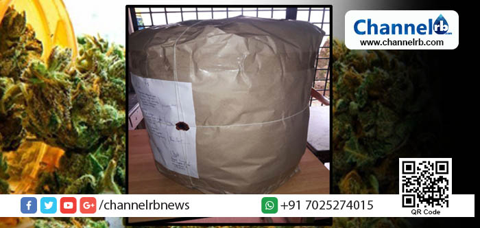 You are currently viewing മഞ്ചേശ്വരത്ത് വന്‍ കഞ്ചാവ് വേട്ട: ഓണത്തിനായി എത്തിച്ച 22 കിലോ പോലിസ് പിടികൂടി