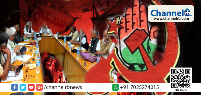 You are currently viewing കോണ്‍ഗ്രസുമായി യോജിക്കേണ്ടെന്ന് കേന്ദ്രകമ്മിറ്റി, വോട്ടെടുപ്പില്ലാതെ യെച്ചൂരിയെ തള്ളി; സി.പി.എം തീരുമാനം ദൂരവ്യാപകമായ പ്രത്യാഘാതങ്ങളുണ്ടാക്കും