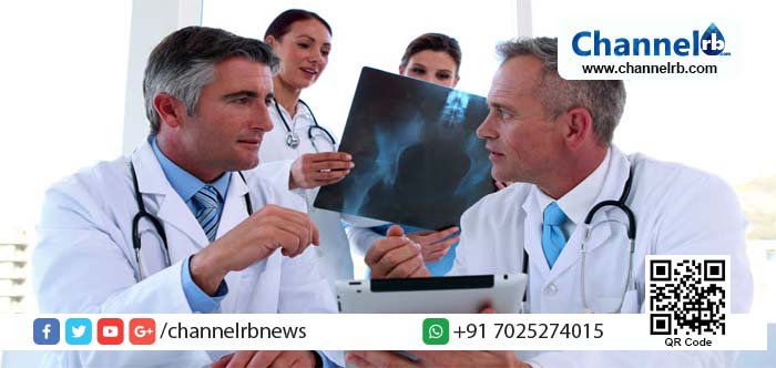 You are currently viewing രോഗാണു പകരാന്‍ കാരണമാകുന്നു; ഡോക്ടര്‍മാരും നഴ്‌സുമാരും ഇനി ആശുപത്രിക്ക് പുറത്ത് വെള്ളക്കോട്ട് ധരിക്കരുത്; നിര്‍ദേശം കൊണ്ടുവന്നത് യു.എ.ഇ ആരോഗ്യ മന്ത്രാലയം