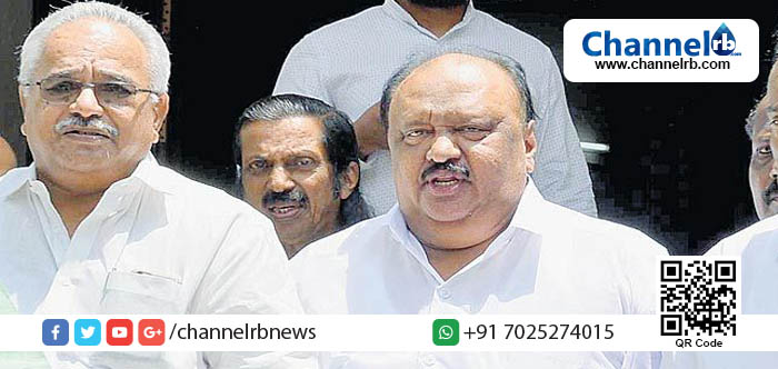 You are currently viewing കാനം രാജേന്ദ്രനും മന്ത്രി തോമസ് ചാണ്ടിയും ഒരേവേദിയില്‍; തനിക്കെതിരെ ചെറുവിരല്‍ പോലും അനക്കാന്‍ ഒരു അന്വേഷണസംഘത്തിനും കഴിയില്ലെന്ന് ചാണ്ടിയുടെ വെല്ലുവിളി