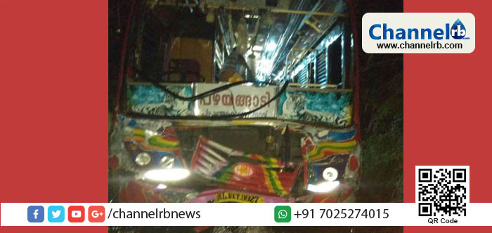 You are currently viewing കണ്ണൂര്‍ പഴയങ്ങാടിയില്‍ നിര്‍ത്തിയിട്ടിരുന്ന ബസിന് പിറകില്‍ മറ്റൊരു ബസിടിച്ച് അഞ്ച് പേര്‍ മരിച്ച സംഭവം; അപകട കാരണം പിന്നില്‍ വന്ന ബസിന്റെ അമിതവേഗം