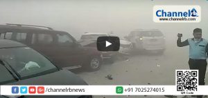 Read more about the article ഒന്നിന് പിറകേ ഒന്നായി 18 കാറുകള്‍ വന്നു കൂട്ടിയിടിക്കുന്നു; ആരോഗ്യ അടിയന്തിരാവസ്ഥ പ്രഖ്യാപിച്ച ഡല്‍ഹിയിലെ പുകമഞ്ഞിന്റെ ഭീകരത വെളിവാക്കുന്ന ദൃശ്യങ്ങള്‍