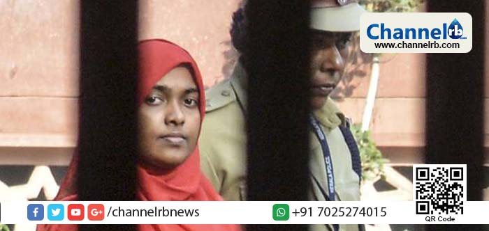 You are currently viewing ഇഷ്ടപ്പെട്ടവരെ കാണാനുള്ള സ്വാതന്ത്ര്യം കിട്ടിയില്ല; കോളേജ് തടവറയാണോ എന്ന് രണ്ട് ദിവസം കൂടി കഴിഞ്ഞ് പറയാം: ഹാദിയ