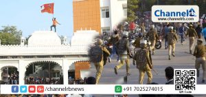 Read more about the article രാജസ്ഥാനില്‍ ലൗവ് ജിഹാദ് ആരോപിച്ച്‌ യുവാവിനെ തീകൊളുത്തി കൊന്ന കേസിലെ പ്രതിയ്ക്ക് വേണ്ടി കോടതി പരിസരത്ത് പ്രകടനം; സംഘപരിവാര്‍ പ്രവര്‍ത്തകര്‍ കോടതിക്ക് മുകളില്‍ കാവിക്കൊടി കെട്ടി; പോലീസ് നിരോധനാജ്ഞ പ്രഖ്യാപിച്ചു