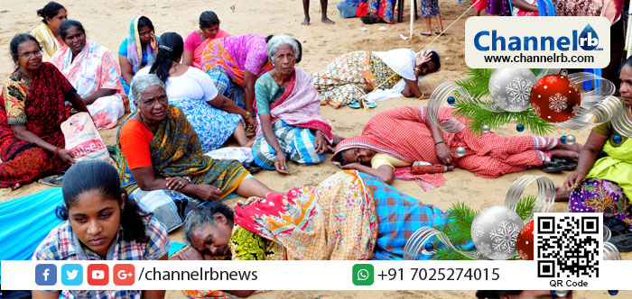 You are currently viewing ആ വീടുകളില്‍ നക്ഷത്രങ്ങള്‍ മിന്നുന്നില്ല; ദേവാലയങ്ങളില്‍ ക്രിസ്തുമസ് ആഘോഷങ്ങളില്ല; ഐക്യപ്പെടലിന്റെ മാധ്യമ ധര്‍മ്മത്തില്‍ ചാനല്‍ ആര്‍.ബി കേരളത്തിലെ ഓഖി ദുരന്തബാധിതര്‍ക്കൊപ്പം