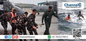 Read more about the article ഓഖി ചുഴലിക്കാറ്റില്‍ പെട്ട് കാണാതായ 11 പേരെ കൂടി കണ്ടെത്തി; നേവിയുടെ തിരച്ചില്‍ സംഘത്തില്‍ മത്സ്യത്തൊഴിലാളികളും