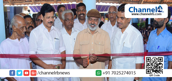 You are currently viewing ഇഎംഎസ് സ്മൃതി ഒരുക്കി അപൂര്‍വ ചിത്രപ്രദര്‍ശനം; ചരിത്രമുഹൂര്‍ത്തങ്ങളുമായുള്ള നിയമസഭാചിത്രപ്രദര്‍ശനം ഇന്നു സമാപിക്കും