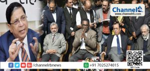 Read more about the article സുപ്രീംകോടതിയിലെ ജുഡീഷ്യല്‍ പ്രതിസന്ധി; പ്രശ്നങ്ങള്‍ നീതിന്യായവ്യവസ്ഥയ്ക്ക് അകത്ത് പരിഹരിക്കണമെന്ന നിലപാടുമായി കേന്ദ്രസര്‍ക്കാര്‍; പ്രധാനമന്ത്രി നരേന്ദ്ര മോദിയുടെ പ്രിന്‍സിപ്പല്‍ സെക്രട്ടറിക്ക് അനുമതി നിഷേധിച്ചു; ചീഫ് ജസ്റ്റിസ് ദീപക് മിശ്രയെ കാണാനായില്ല