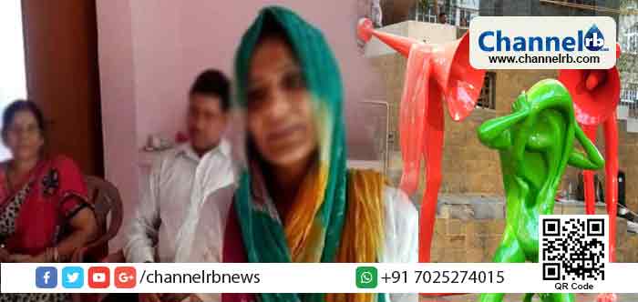 You are currently viewing മതപരമായ ചടങ്ങുകളുടെ പേരില്‍ വീടിന് സമീപത്ത് ശബ്ദമലിനീകരണം; പോലീസില്‍ പരാതി നല്‍കിയിട്ട് പോലും നടപടിയില്ല; വിവാഹ മോചനം ആവശ്യപ്പെട്ട് യുവതി പ്രധാനമന്ത്രി നരേന്ദ്ര മോദിക്ക് പരാതി നല്‍കി