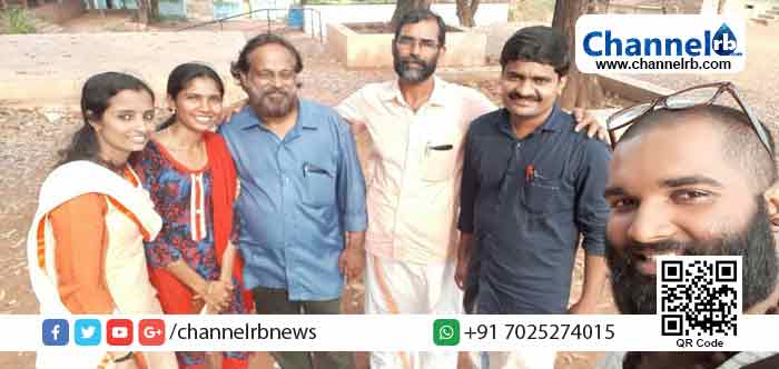 You are currently viewing പ്രിയ ഗുരുനാഥന്റെ അധ്യാപക ജീവിതം പൂര്‍ത്തിയായി; വിരമിക്കല്‍ ചടങ്ങില്‍ ശിഷ്യര്‍ സ്‌നേഹോപഹാരമായി നല്‍കിയത് അദ്ദേഹത്തെ കുറിച്ചുള്ള ഹ്രസ്വചിത്രം