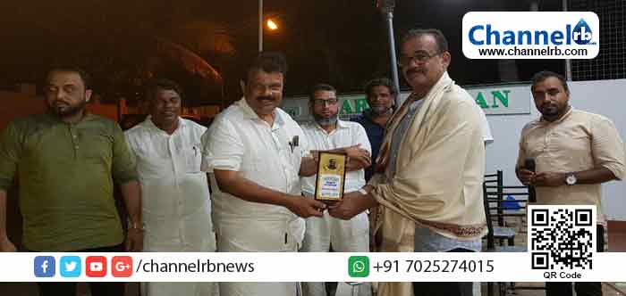 Read more about the article ദാറുല്‍ അമാന്‍ നെല്ലിക്കുന്നിൻ്റെ നേതൃത്വത്തില്‍ ദുബായ് നെല്ലിക്കുന്ന് മുസ്ലിം ജമാ അത്ത് കമ്മിറ്റിയിലെ ഭാരവാഹികളെ ആദരിച്ചു