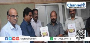 Read more about the article രാസ – ജൈവ വളങ്ങള്‍ക്ക് കര്‍ശന ഗുണനിലവാര നിയന്ത്രണം; ഫെര്‍ട്ടിലൈസര്‍ ഇന്‍സ്‌പെക്ടര്‍മാര്‍ക്കുളള കൈപുസ്തകം പുറത്തിറക്കി