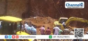 Read more about the article കെട്ടിട നിര്‍മാണം നടക്കുന്ന സ്ഥലത്ത് മണ്ണിടിഞ്ഞ് വീണ് രണ്ട് തൊഴിലാളികള്‍ മരിച്ചു; രണ്ടുപേരെ നാട്ടുകാര്‍ രക്ഷപ്പെടുത്തി