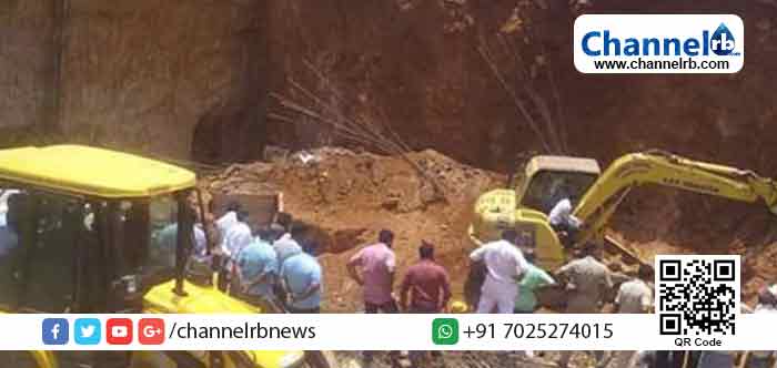 You are currently viewing കെട്ടിട നിര്‍മാണം നടക്കുന്ന സ്ഥലത്ത് മണ്ണിടിഞ്ഞ് വീണ് രണ്ട് തൊഴിലാളികള്‍ മരിച്ചു; രണ്ടുപേരെ നാട്ടുകാര്‍ രക്ഷപ്പെടുത്തി