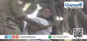 Read more about the article തനിക്കെതിരേയുള്ള പോലിസ് കേസുകള്‍ പിന്‍വലിക്കണം; സെക്രട്ടേറിയറ്റിന് മുന്നില്‍ മരത്തിന് മുകളില്‍ കയറി കണ്ണൂരുകാരിയുടെ ആത്മഹത്യാഭീഷണി