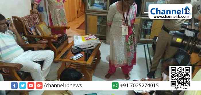 Read more about the article തിരഞ്ഞെടുപ്പ് നടക്കാന്‍ ദിവസങ്ങള്‍ ബാക്കിയിരിക്കേ കര്‍ണാടകയില്‍ ബി.ജെ.പി, കോണ്‍ഗ്രസ് നേതാക്കളുടെ വീടുകളില്‍ നിന്ന് അനധികൃത പണം പിടികൂടി