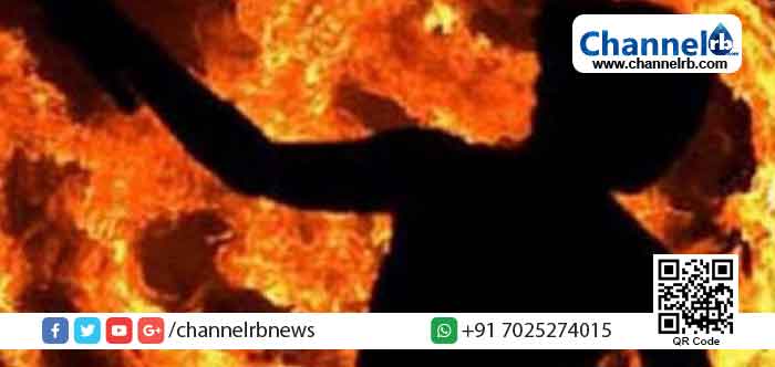 You are currently viewing വിവാഹാഭ്യര്‍ത്ഥന വീട്ടുകാര്‍ നിരസിച്ചു; തിരുവല്ലയില്‍ യുവാവ് യുവതിയെ നടുറോഡില്‍ തീകൊളുത്തി