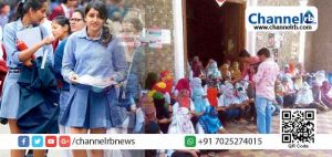 Read more about the article ഇറക്കം കുറഞ്ഞ പാവാട ധരിക്കരുത്; കോളേജ് വിദ്യാര്‍ത്ഥിനികള്‍ക്ക് അധികൃതരുടെ നിര്‍ദ്ദേശം; കാല്‍പാദം വരെയുള്ള വസ്ത്രം ധരിച്ചും മുഖം മൂടിയും വിദ്യാര്‍ത്ഥിനികളുടെ പ്രതിഷേധം