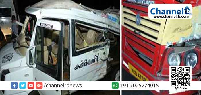 You are currently viewing ആലപ്പുഴയില്‍ കെ.എസ്.ആര്‍.ടി.സി ബസും ടെമ്പോ ട്രാവലറും കൂട്ടിയിടിച്ചു; ടെംപോ ട്രാവലർ രണ്ടായി നെടുകെ പിളർന്നു; പ്രതിശ്രുതവരൻ‌ ഉൾപ്പെടെ മൂന്ന് മരണം