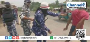 Read more about the article ലോക്സഭാ തെരഞ്ഞെടുപ്പ്: പശ്ചിമ ബംഗാളില്‍ പരക്കെ ആക്രമം; സി.പി.എം സ്ഥാനാര്‍ത്ഥി മുഹമ്മദ് സലീമിന്‍റെ  വാഹനവ്യൂഹത്തിന് നേരെ വെടിവെപ്പ്