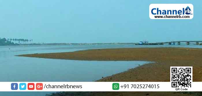 You are currently viewing നദികളേറെയുണ്ടായിട്ടും വരൾച്ച; കാസർകോട് ജില്ലയിൽ ഒഴുകുന്ന വെള്ളത്തെ പിടിച്ചു നിര്‍ത്താന്‍ പദ്ധതി;  ആദ്യഘട്ടത്തില്‍ അഞ്ച് നദികളില്‍ നടപ്പാക്കും