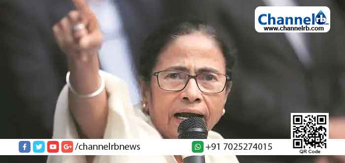 You are currently viewing തൃണമൂല്‍ കൗണ്‍സിലര്‍മാരെ ബി.ജെ.പിയില്‍ ചേര്‍ത്തത് തോക്കിന്‍ മുനയില്‍ നിര്‍ത്തി; ആരോപണവുമായി മമതാ ബാനര്‍ജി