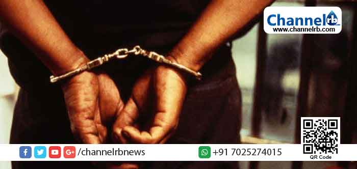 You are currently viewing കറണ്ട് കട്ടിനെ വിമർശിച്ച് ഫേസ്‌ബുക്ക് പോസ്റ്റിട്ടതിന് രാജ്യദ്രോഹകുറ്റം; പുതിയ ജനാധിപത്യ ഇന്ത്യയുടെ രീതികള്‍ ഇങ്ങിനെയൊക്കെയാണ്