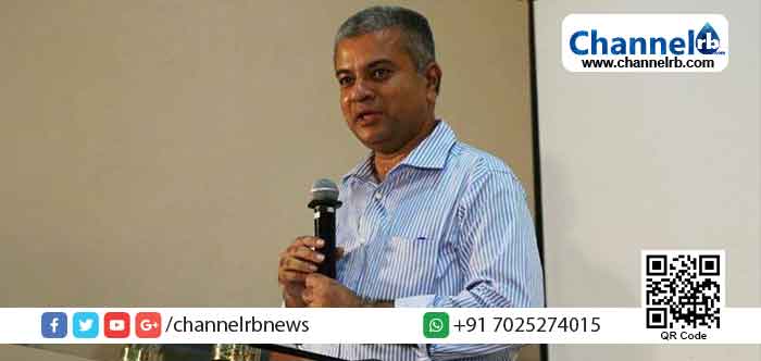 You are currently viewing രാജു നാരായണ സ്വാമിയെ പിരിച്ചുവിടാന്‍ സംസ്ഥാന സര്‍ക്കാര്‍ നീക്കം; സര്‍ക്കാര്‍ വേട്ടയാടുന്നു എന്ന് രാജു നാരായണ സ്വാമി