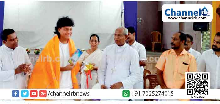 You are currently viewing ഡോ.ബോബി ചെമ്മണ്ണൂരിന് ആലപ്പാട് നിവാസികളുടെ സ്നേഹാദരവ്