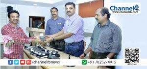 Read more about the article കൈയില്‍ കാശില്ലെങ്കിലും കരം അടക്കാം: വില്ലേജ് ഓഫീസുകളില്‍ ഇ.പി.ഒ.എസ് മെഷീന്‍ എത്തി