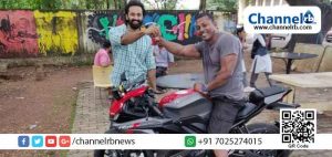 Read more about the article മാമാങ്കം സിനിമയ്ക്കായി ബോഡി രൂപപ്പെടുത്തിയെടുക്കാന്‍ സഹായിച്ചു; ജിം ട്രെയ്‌നര്‍ക്ക് ഉണ്ണി മുകുന്ദന്‍ സമ്മാനിച്ചത് R15-V3