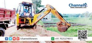 Read more about the article കനത്ത മഴയില്‍ മണ്ണിടിച്ചില്‍; കാസര്‍കോട് ചെര്‍ക്കള – കല്ലടുക്ക റോഡില്‍ നിയന്ത്രണങ്ങളോടെ ഗതാഗതം പുനസ്ഥാപിച്ചു