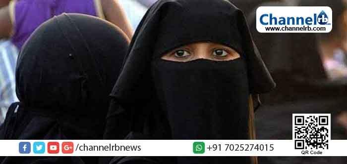 You are currently viewing ഭര്‍ത്താവ് നല്‍കിയ ച്യൂയിംഗം വാങ്ങാതിരുന്ന ഭാര്യയെ കോടതിവളപ്പില്‍ മുത്തലാഖ് ചൊല്ലി