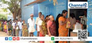 Read more about the article അങ്ങിനെ അക്കാര്യത്തിലും ഒരു തീരുമാനമായി; റേഷന്‍ കാര്‍ഡില്‍ ആധാര്‍ നമ്പര്‍ ചേര്‍ക്കാത്തവര്‍ക്ക് അടുത്തമാസം മുതല്‍ റേഷനില്ലെന്ന് കേന്ദ്രസര്‍ക്കാര്‍