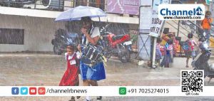 Read more about the article ശക്തമായ മഴ പെയ്യും; നാല് ജില്ലകളിൽ ബുധനാഴ്ച യെല്ലോ അലര്‍ട്ട്; തൃശൂർ ജില്ലയിൽ ചില സ്കൂളുകൾക്ക്  അവധി