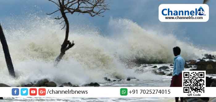 You are currently viewing കാസര്‍കോട് കടലാക്രമണം: മുസോടിയില്‍ മൂന്നു വീടുകള്‍ തകര്‍ന്നു; ശക്തമായ മഴയില്‍ ജില്ലയിലാകെ ഭാഗികമായി തകര്‍ന്നത്  26 വീടുകള്‍