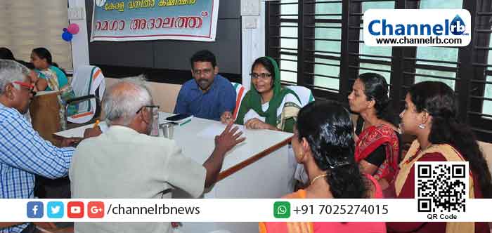 You are currently viewing പ്രായപൂര്‍ത്തിയാവാത്ത പെണ്‍കുട്ടികള്‍ക്ക്  വേണ്ടത് വിദ്യാഭ്യാസമാണ്, വിവാഹമല്ല: വനിതാ കമ്മീഷന്‍