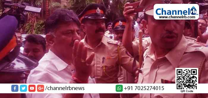 You are currently viewing കലുഷിതമായി കര്‍ണാടക രാഷ്ട്രീയം; അറസ്റ്റിലായ ശിവകുമാര്‍ ആര്‍.എം.എല്‍ ആശുപത്രിയില്‍ ; നേരിടേണ്ടത് കോടികളുടെ ഹവാലപ്പണം കടത്തിയെന്ന ആരോപണം