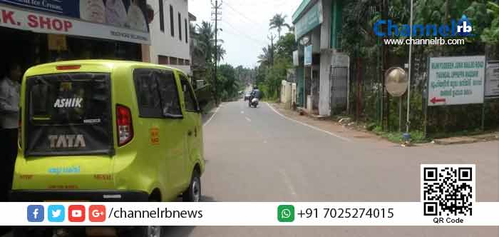 You are currently viewing നെല്ലിക്കുന്ന് ബീച്ച് റോഡിൽ അപകടം പതിവാകുന്നു; നടപടി ആവശ്യപ്പെട്ട് പി.ഡബ്യു.ഡി അധികാരിക്ക് നിവേദനം നൽകി