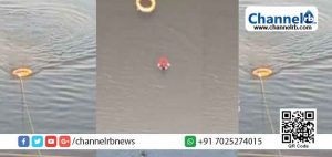 Read more about the article കാസര്‍കോട് യുവതിയെ ഭര്‍ത്താവ് കൊന്ന് ചന്ദ്രഗിരി പുഴയില്‍ കെട്ടിതാഴ്ത്തിയതായി സംശയം; പൊലീസും മുങ്ങല്‍ വിദഗ്ധരും ഫയര്‍ഫോഴ്‌സും സംയുക്തമായി തെരച്ചില്‍ നടത്തുന്നു