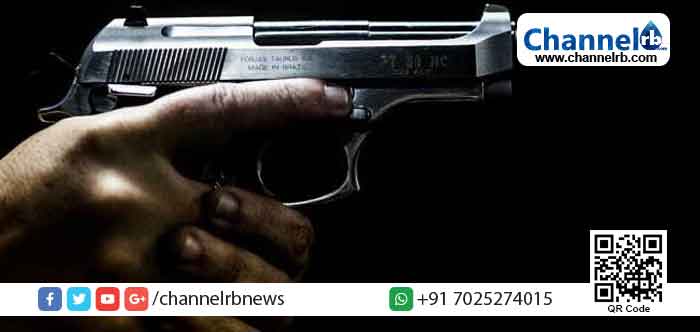 You are currently viewing രാത്രി തോക്കുമായി റോഡിലിറങ്ങി പരിഭ്രാന്തി സൃഷ്ടിച്ചു; വഴിയാത്രക്കാരിയെ ഭീഷണിപ്പെടുത്തി; തലശേരിയില്‍  19കാരൻ കസ്റ്റഡിയിൽ